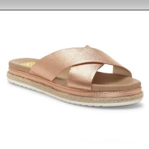 Vince Camuto ~ Rickert Sandals 👡